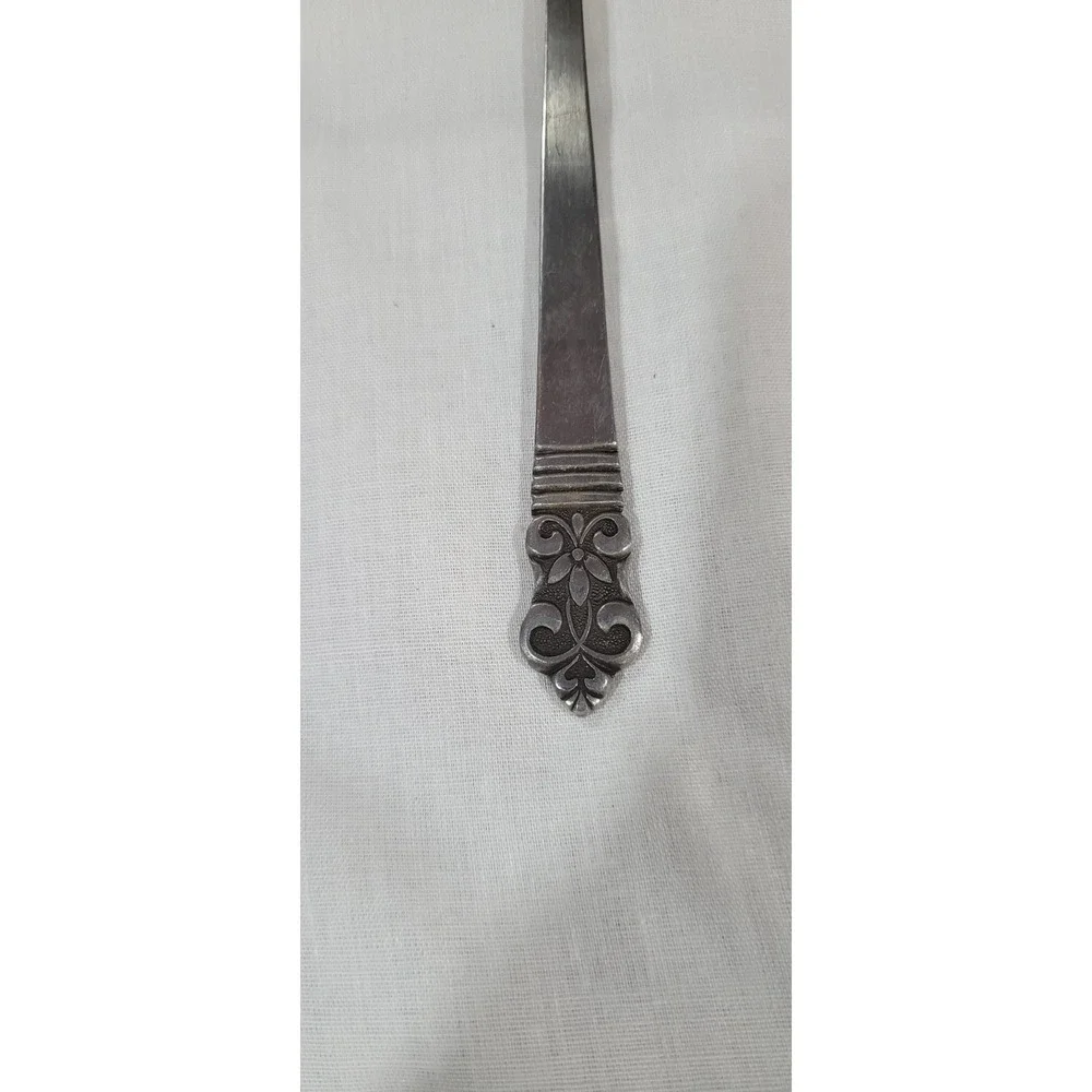 Set of 5 unknown SCROLL & LINE TOP satin TEASPOON BY CAMBRIDGE STAINLESS